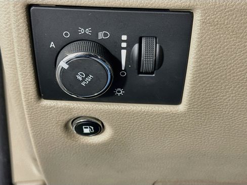 Used 2015 Jeep Grand Cherokee Limited AWD/4WD image 17