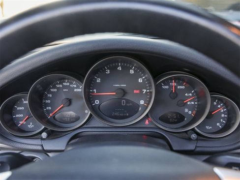 Used 2006 Porsche 911 Carrera image 17