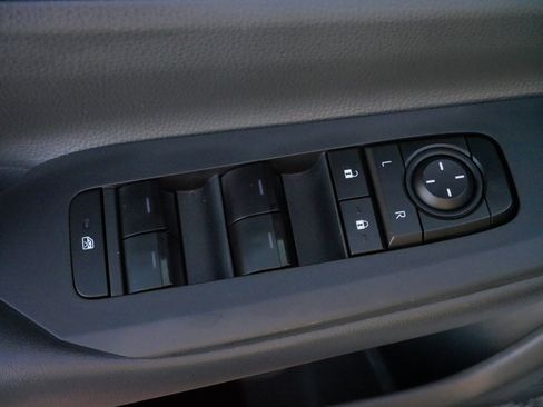 Certified 2024 Toyota Prius LE image 20