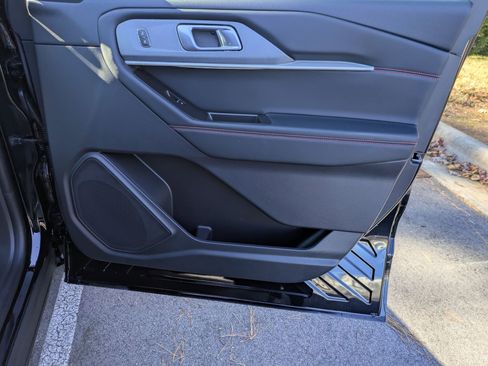 New 2026 Ford Explorer ST-Line w/ ST-Line Street Pack image 39