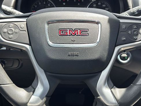 Used 2023 GMC Terrain SLE FWD image 22