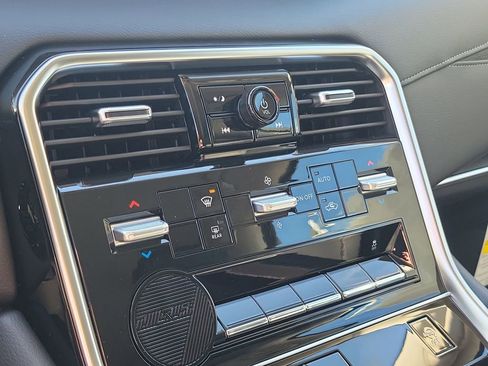 New 2026 Nissan Armada SV image 34