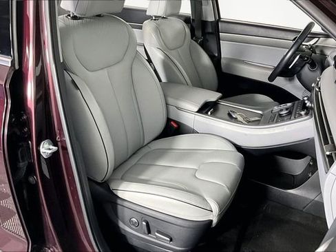 Used 2024 Hyundai Palisade SEL image 29
