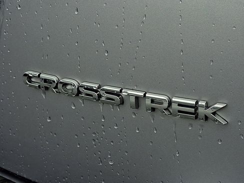 Used 2019 Subaru Crosstrek 2.0i Limited w/ Moonroof Package w/Navigation image 32