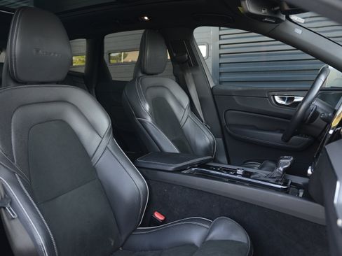 Used 2019 Volvo XC60 T6 R-Design w/ Protection Package Premier AWD/4WD image 25