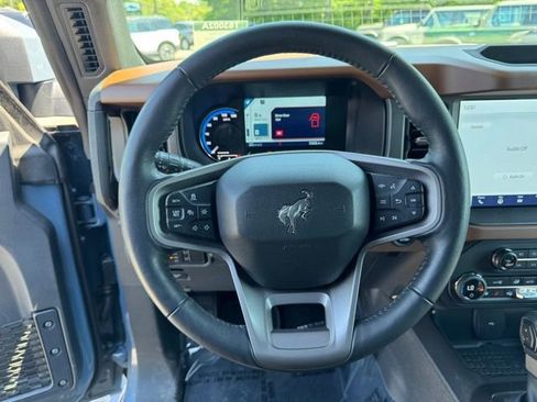 Used 2024 Ford Bronco Outer Banks AWD/4WD image 18