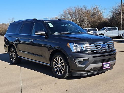 Used 2018 Ford Expedition Max Limited w/ Equipment Group 301A image 3