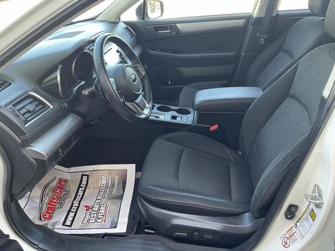 Used 2018 Subaru Outback 2.5i Premium AWD/4WD image 10