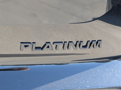 New 2025 Nissan Pathfinder Platinum w/ Black Appearance Package image 7
