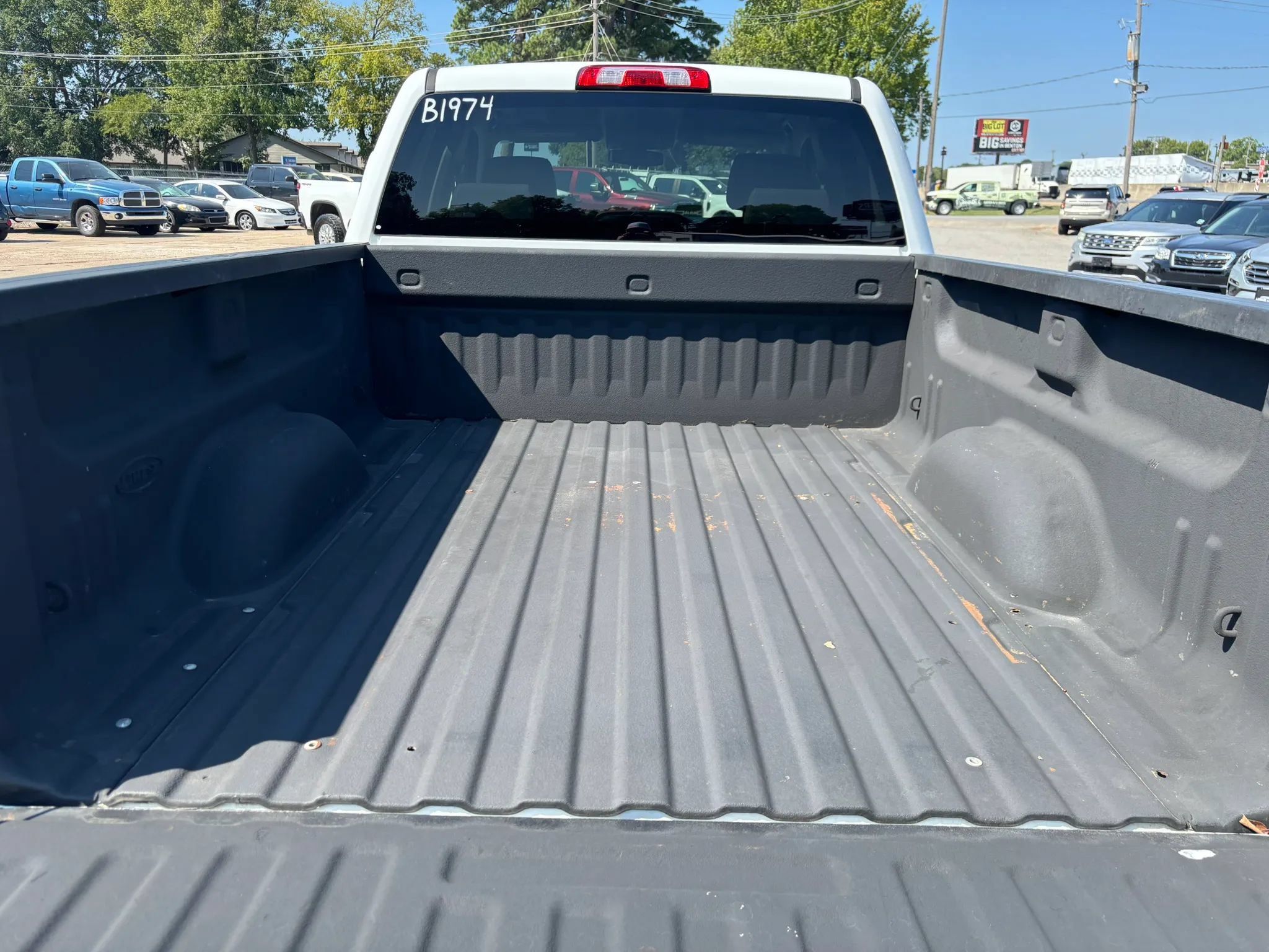 Used 2018 Chevrolet Silverado 1500 W/T w/ WT Convenience Package AWD/4WD image 15