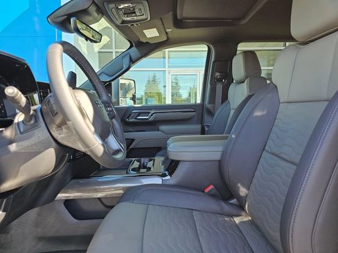 New 2026 Chevrolet Silverado 2500 ZR2 w/ LPO, Dark Essentials Package AWD/4WD image 24