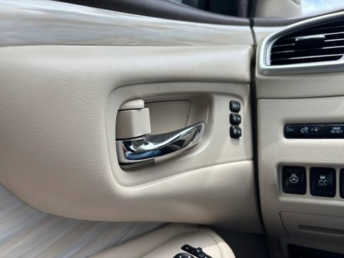 Used 2018 Nissan Murano Platinum FWD image 56