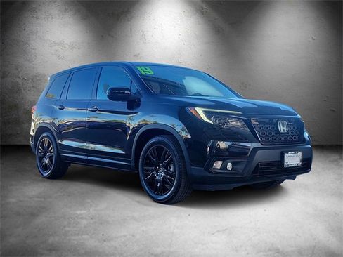 Used 2019 Honda Passport Sport image 2
