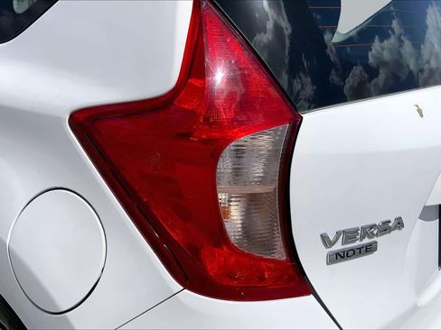 Used 2019 Nissan Versa Note SV FWD image 28