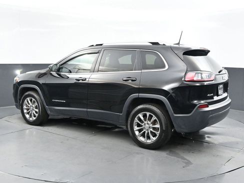 Used 2019 Jeep Cherokee Latitude Plus image 5