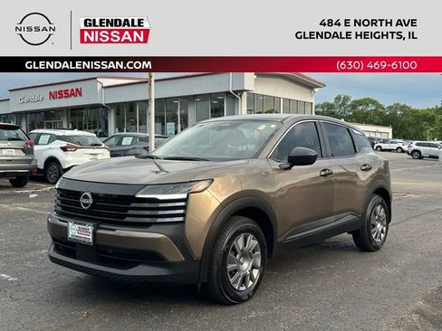 Used 2025 Nissan Kicks S AWD/4WD image 1