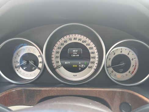 Used 2014 Mercedes-Benz E 350 4MATIC Sedan w/ Premium 1 Package image 16