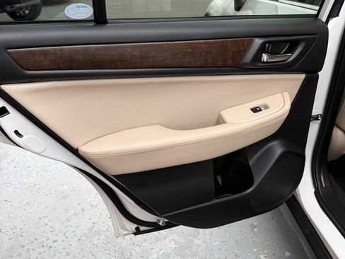 Used 2016 Subaru Outback 2.5i Limited image 15