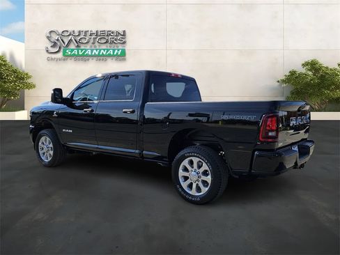 New 2026 RAM 2500 Big Horn AWD/4WD image 3