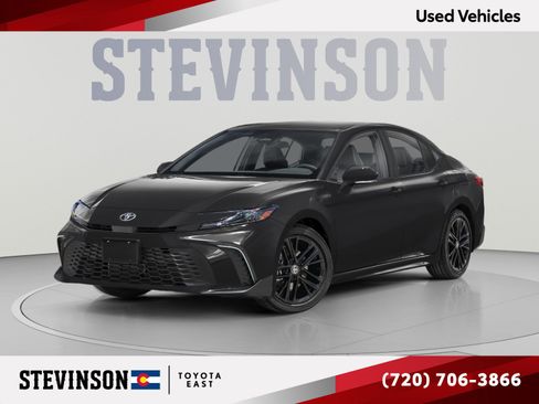 Used 2026 Toyota Camry SE AWD/4WD image 1