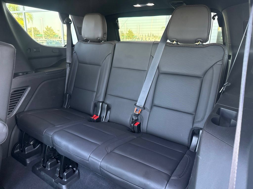 Used 2021 Chevrolet Tahoe High Country RWD image 13