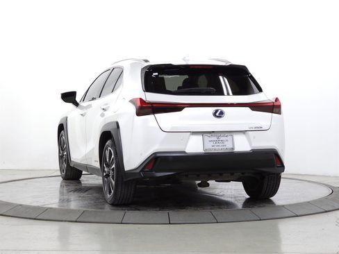 Used 2019 Lexus UX 250h image 6