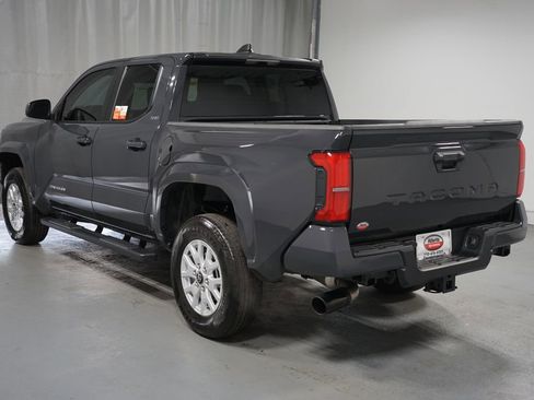 Certified 2025 Toyota Tacoma SR5 image 6