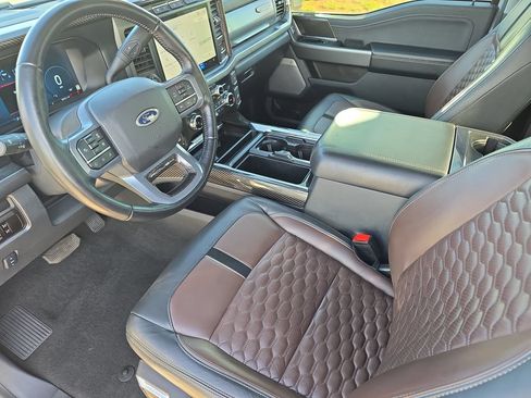 Used 2024 Ford F250 Lariat w/ Lariat Ultimate Package AWD/4WD image 17