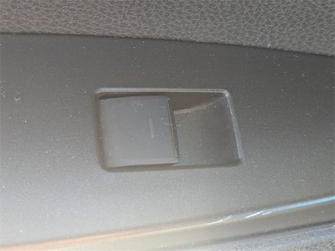 Used 2024 Toyota Camry SE image 25