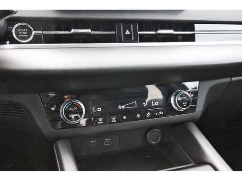 Used 2023 Mitsubishi Outlander SE FWD image 30
