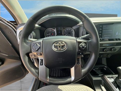 Used 2023 Toyota Tacoma SR5 RWD image 11