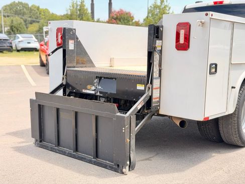 Used 2022 Ford F350 XL w/ Power Equipment Group RWD image 14