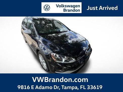Used 2017 Volkswagen Golf Alltrack SE AWD/4WD image 1
