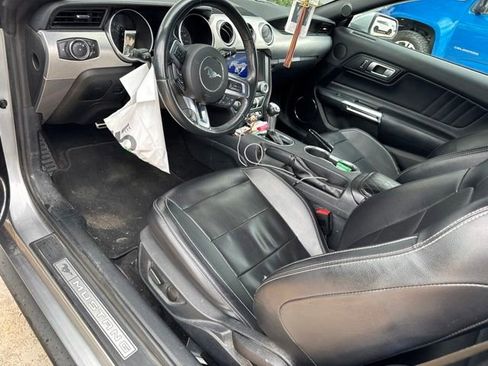 Used 2021 Ford Mustang Premium RWD image 25
