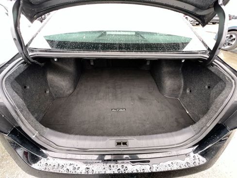Used 2021 Nissan Altima 2.5 SV FWD image 25