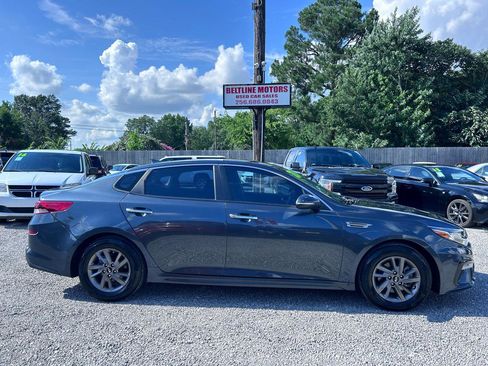 Used 2020 Kia Optima LX FWD image 3