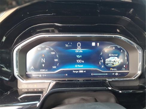 Used 2023 Chevrolet Silverado 1500 LT image 19