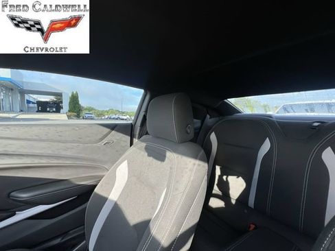 Used 2023 Chevrolet Camaro LT w/ Technology Package RWD image 12