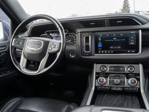 Used 2021 GMC Yukon XL Denali w/ Denali Ultimate Package image 30