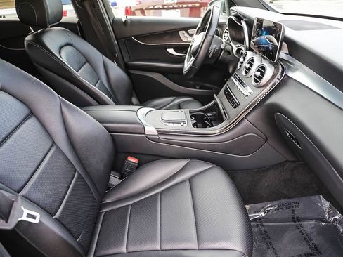 Used 2022 Mercedes-Benz GLC 300 image 16