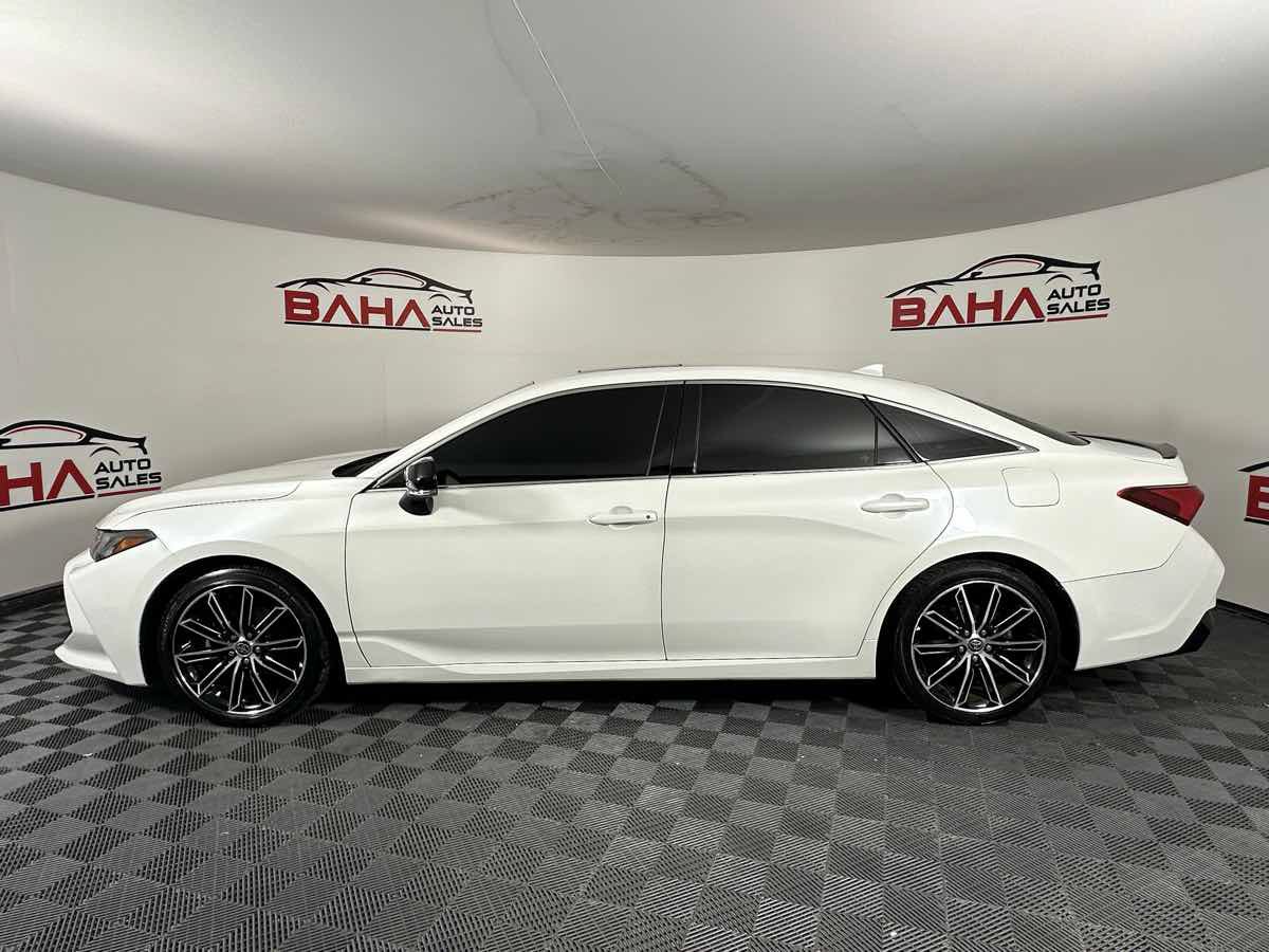 Used 2021 Toyota Avalon Touring w/ Advanced Safety Package FWD image 4