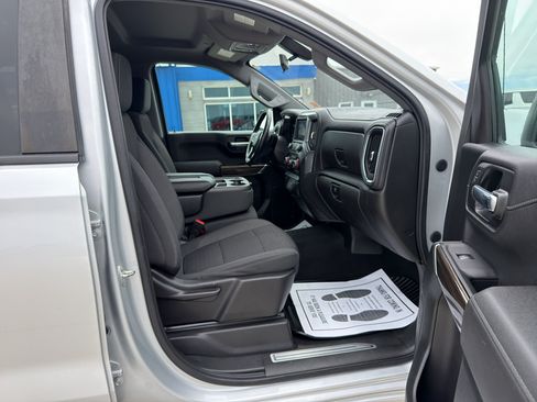 Used 2021 Chevrolet Silverado 1500 RST w/ Z71 Off-Road Package AWD/4WD image 22