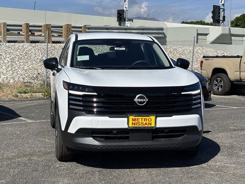 New 2026 Nissan Kicks S image 6