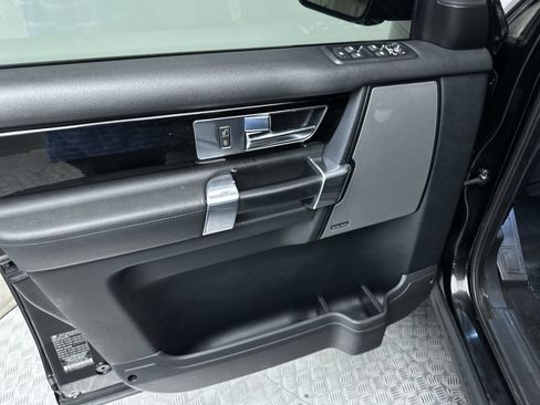 Used 2013 Land Rover LR4 HSE AWD/4WD image 15