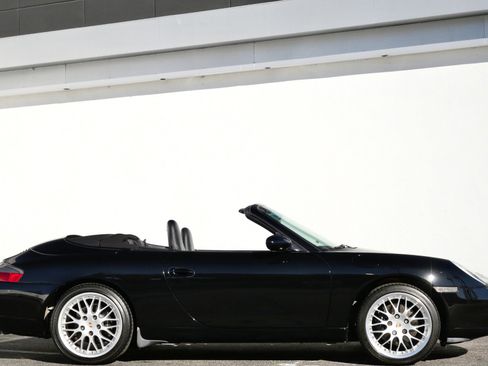 Used 2000 Porsche 911 Cabriolet image 75