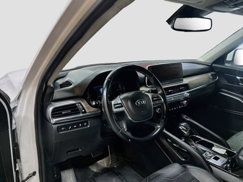 Used 2022 Kia Telluride SX w/ SX Prestige Package AWD/4WD image 9