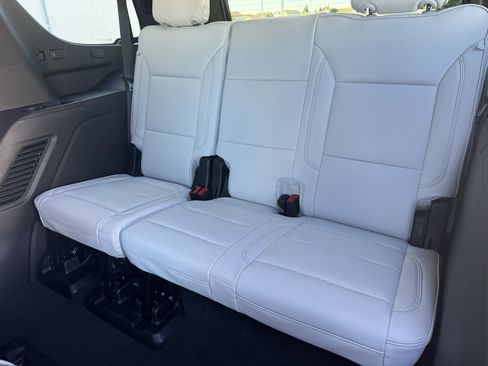 New 2026 Chevrolet Tahoe Premier AWD/4WD image 16
