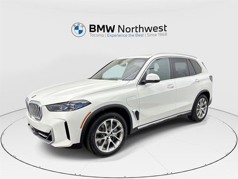 New 2026 BMW X5 xDrive50e w/ Climate Comfort Package AWD/4WD image 1