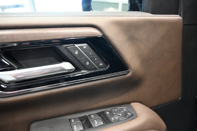 New 2026 GMC Yukon Denali Ultimate AWD/4WD image 36