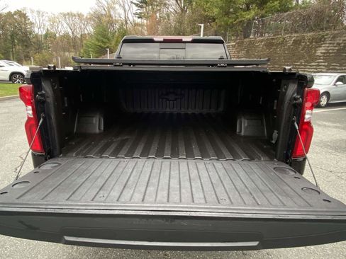 Used 2022 Chevrolet Silverado 1500 LT Trail Boss w/ Convenience Package II AWD/4WD image 10